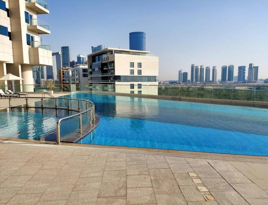 Harf1704 Cozy 1br With Balcony In Reem Island